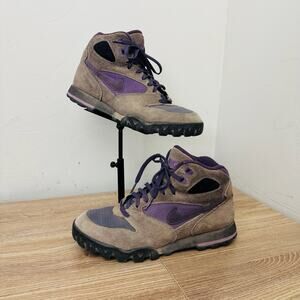 Nike Vintage 90’s ACG Caldera Purple Brown Suede Hiking Boots Women’s Size 8.5